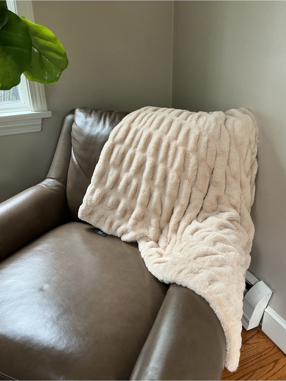 Lola Blanket Small Stone & Cream Leopard Print - Luxury Faux Fur